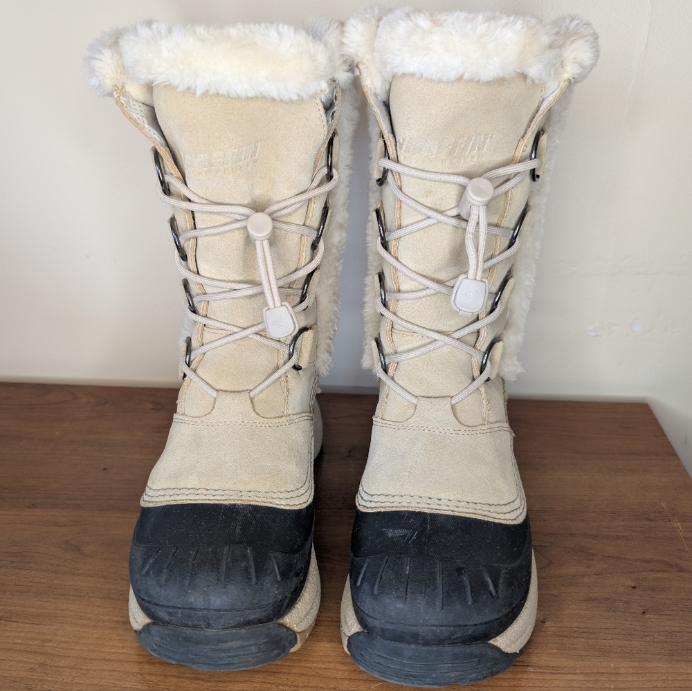 Size 8 Baffin Chloe Winter Boots
